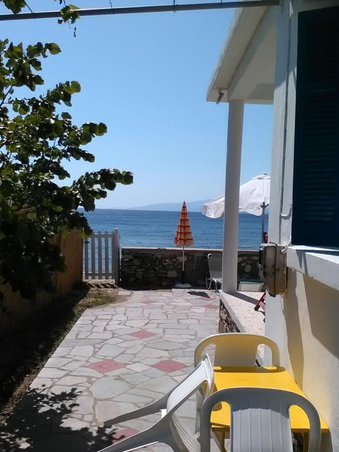 House Kokkalas On The Beach Pyrgadikia Extérieur photo