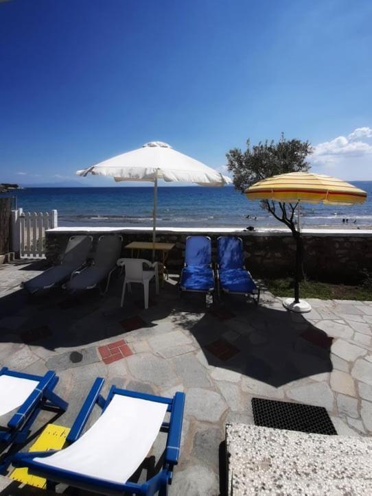 House Kokkalas On The Beach Pyrgadikia Extérieur photo