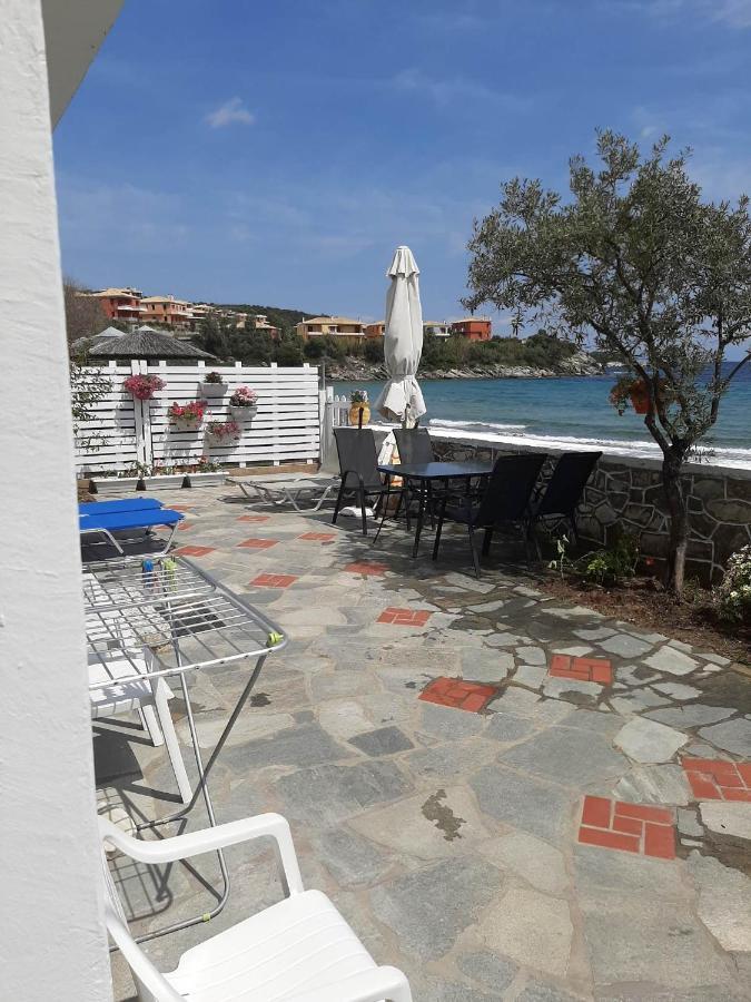 House Kokkalas On The Beach Pyrgadikia Extérieur photo